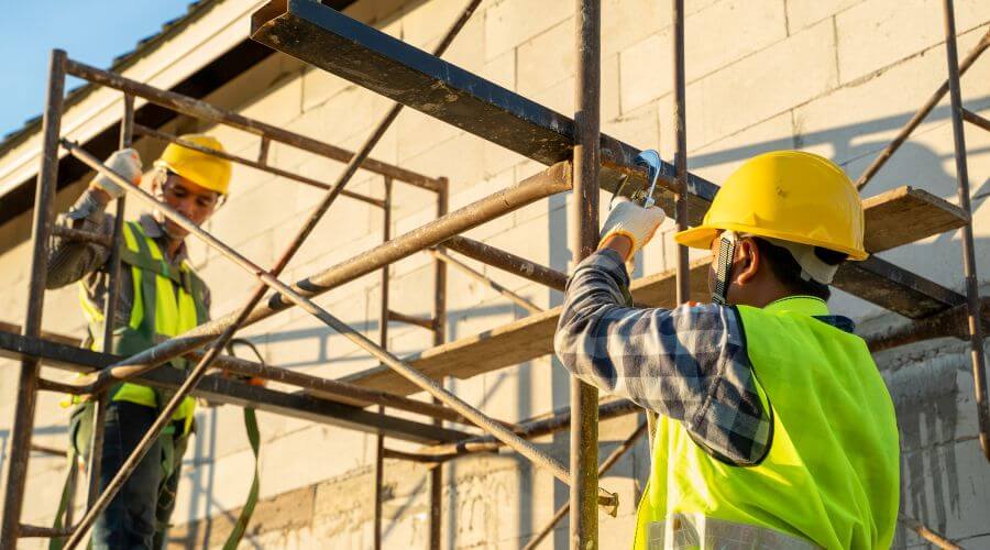 Professional fairlawn roofing services in Gridley, IL